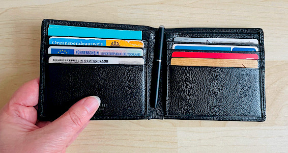 Mein Kartenmäppchen mit Mini-Kugelschreiber