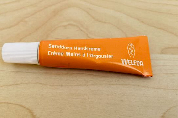 Sanddorn Handcreme von Weleda für Zuversicht im Prüfungs-Survival-Kit